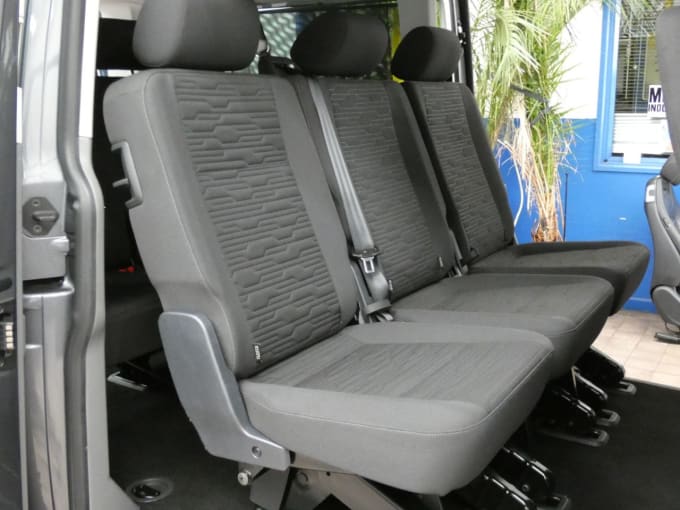 2025 Volkswagen Transporter Shuttle