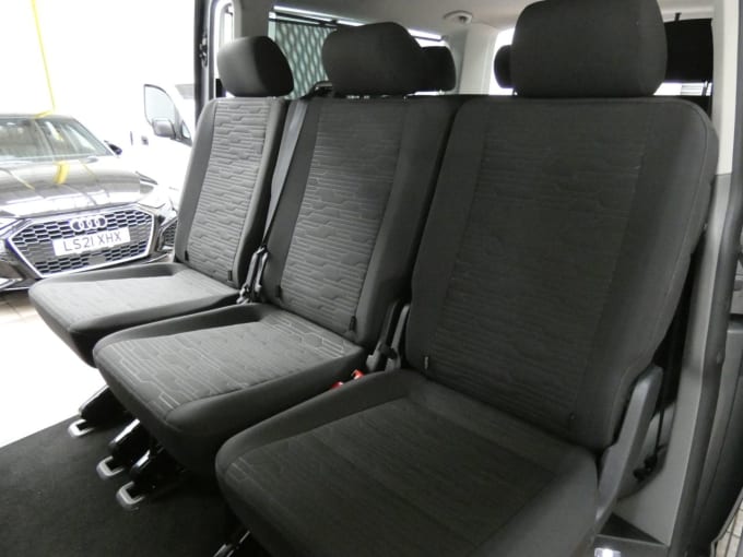 2025 Volkswagen Transporter Shuttle