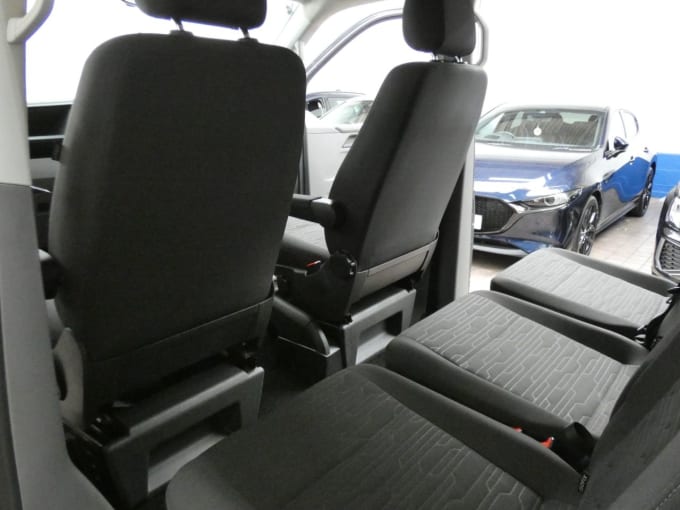 2025 Volkswagen Transporter Shuttle