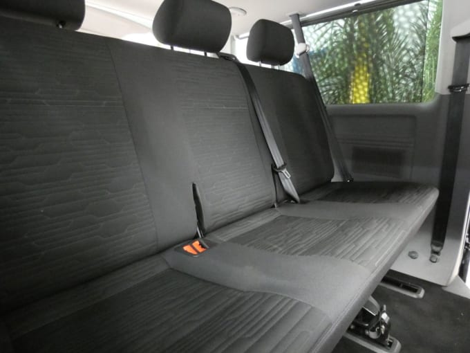 2025 Volkswagen Transporter Shuttle