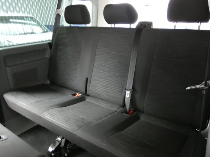 2025 Volkswagen Transporter Shuttle