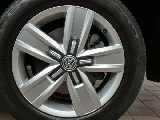 2025 Volkswagen Transporter Shuttle