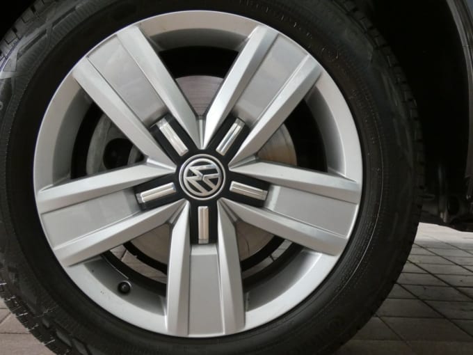 2025 Volkswagen Transporter Shuttle