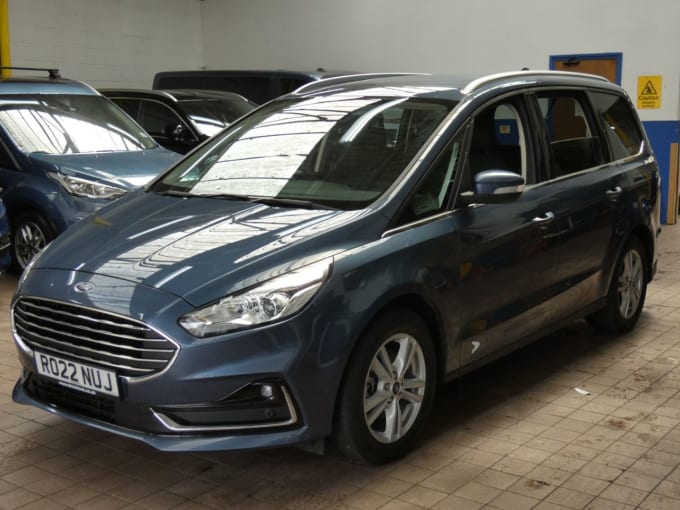 2025 Ford Galaxy