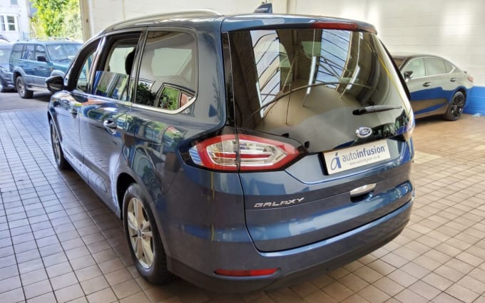2025 Ford Galaxy