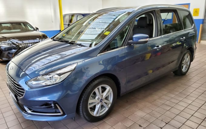 2025 Ford Galaxy