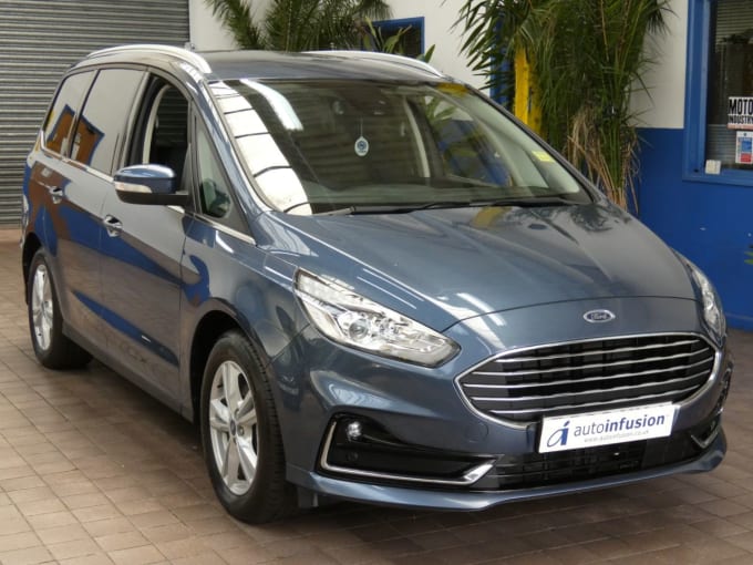 2025 Ford Galaxy