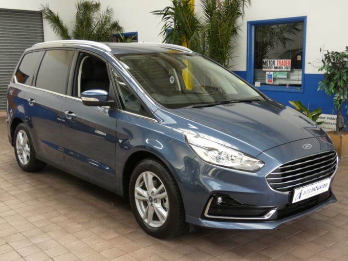 2025 Ford Galaxy