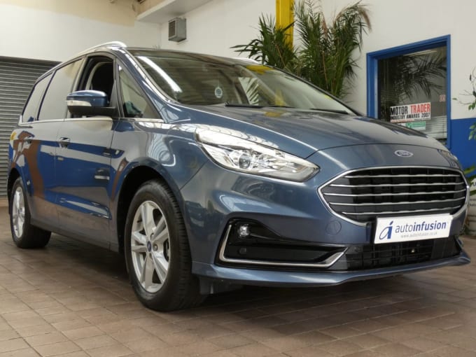 2025 Ford Galaxy