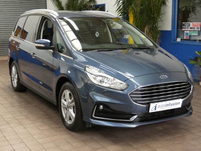 2025 Ford Galaxy