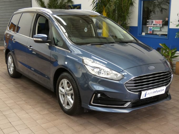 2025 Ford Galaxy