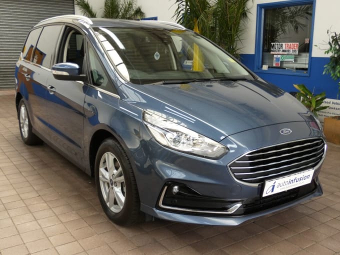 2025 Ford Galaxy