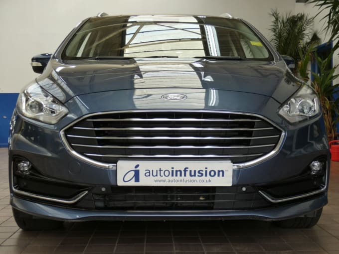 2025 Ford Galaxy