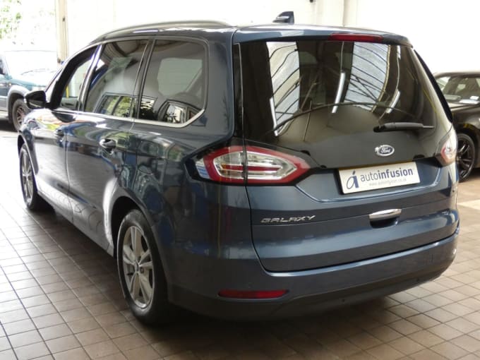 2025 Ford Galaxy