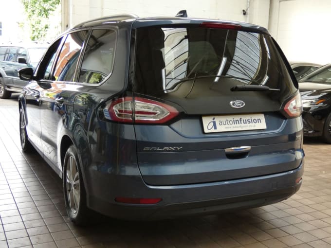2025 Ford Galaxy