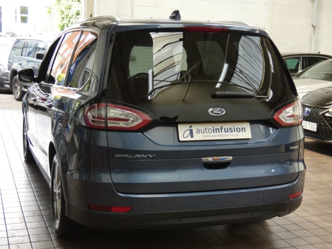 2025 Ford Galaxy