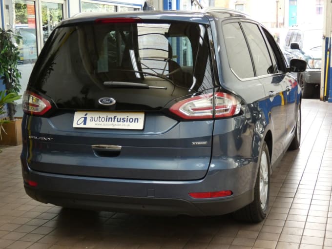 2025 Ford Galaxy