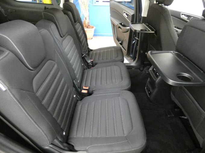 2025 Ford Galaxy