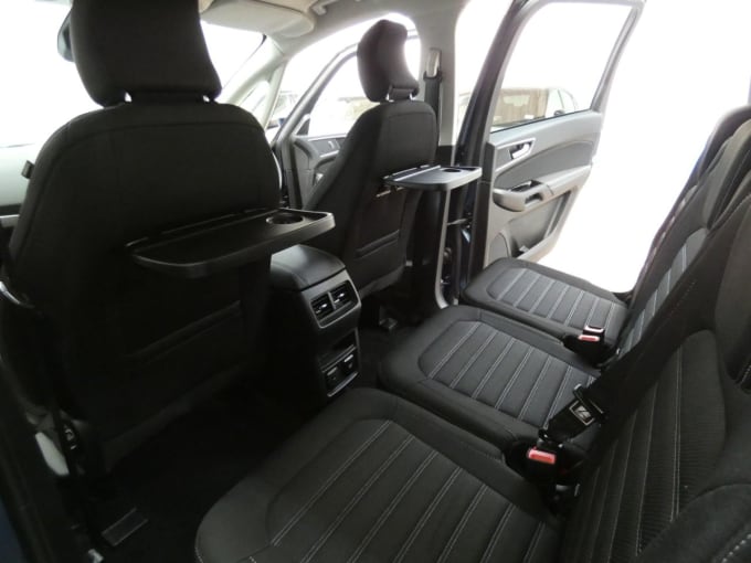 2025 Ford Galaxy