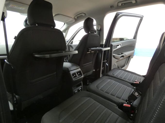 2025 Ford Galaxy
