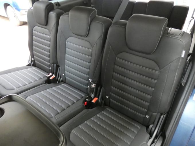 2025 Ford Galaxy