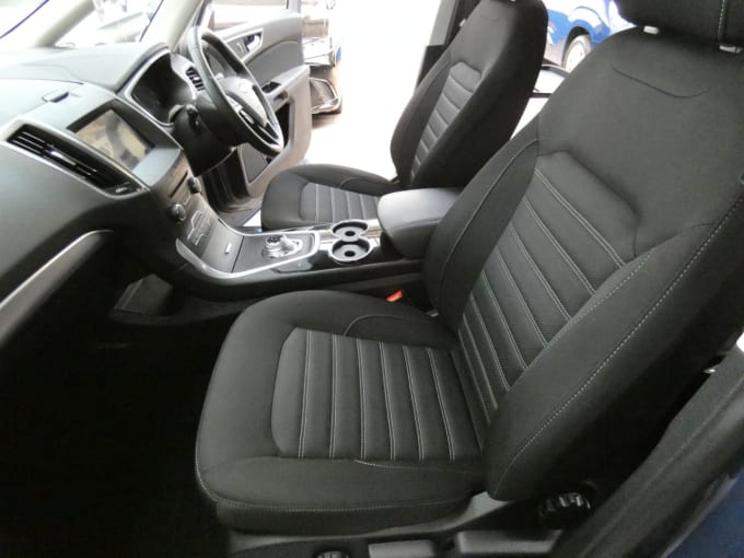 2025 Ford Galaxy