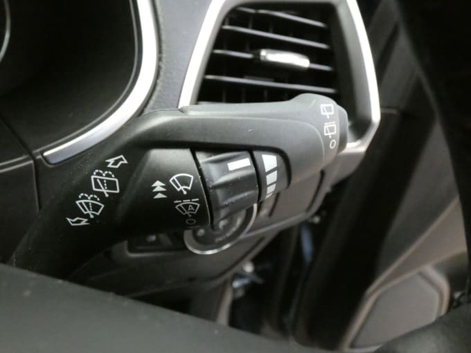 2025 Ford Galaxy