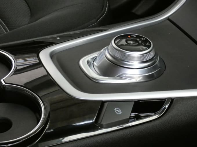 2025 Ford Galaxy