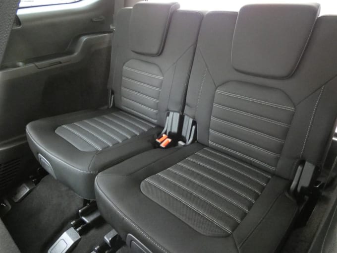 2025 Ford Galaxy
