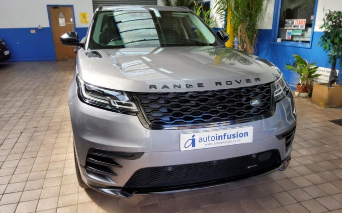 2025 Land Rover Range Rover Velar