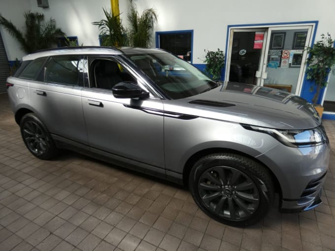 2025 Land Rover Range Rover Velar