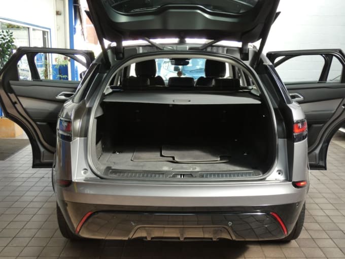 2025 Land Rover Range Rover Velar
