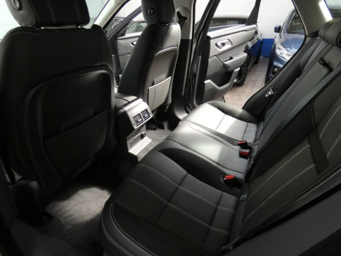 2025 Land Rover Range Rover Velar