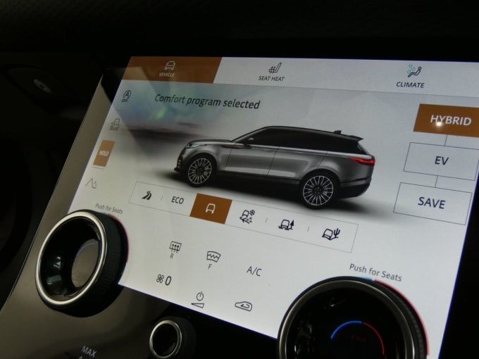 2025 Land Rover Range Rover Velar