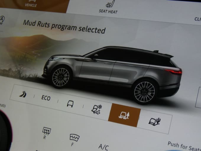 2025 Land Rover Range Rover Velar