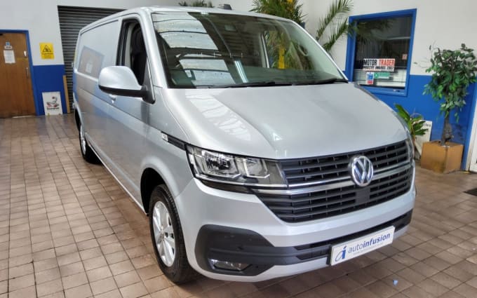 2025 Volkswagen Transporter