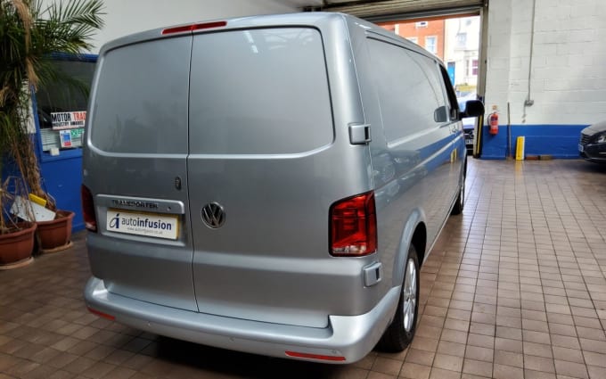 2025 Volkswagen Transporter