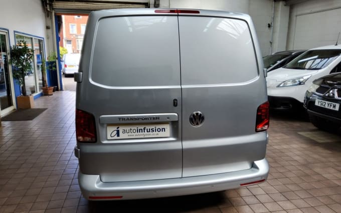 2025 Volkswagen Transporter