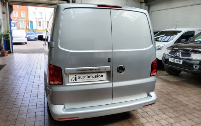 2025 Volkswagen Transporter