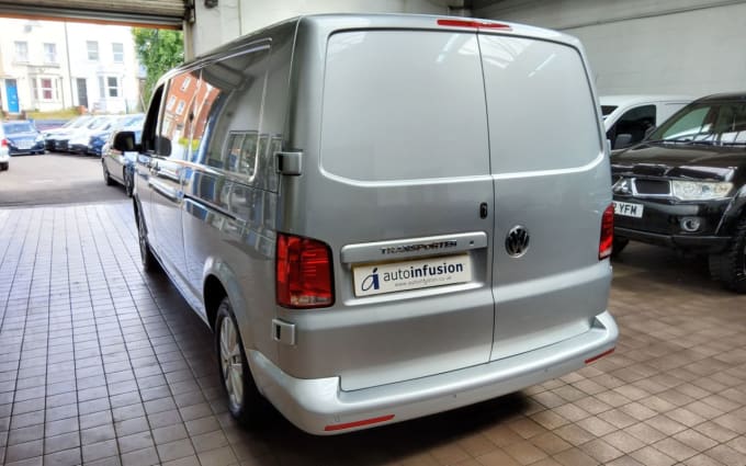 2025 Volkswagen Transporter