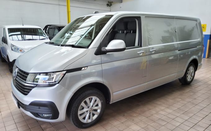 2025 Volkswagen Transporter