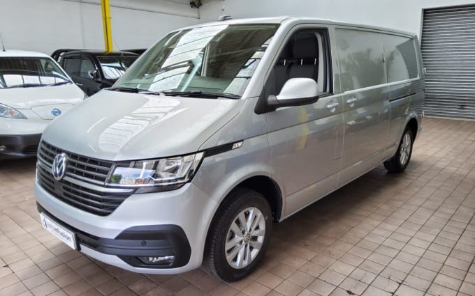 2025 Volkswagen Transporter