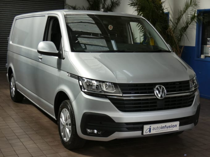 2025 Volkswagen Transporter