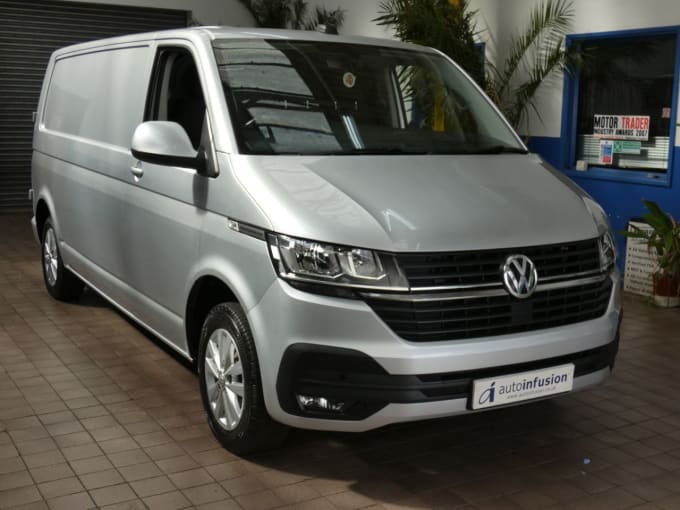 2025 Volkswagen Transporter