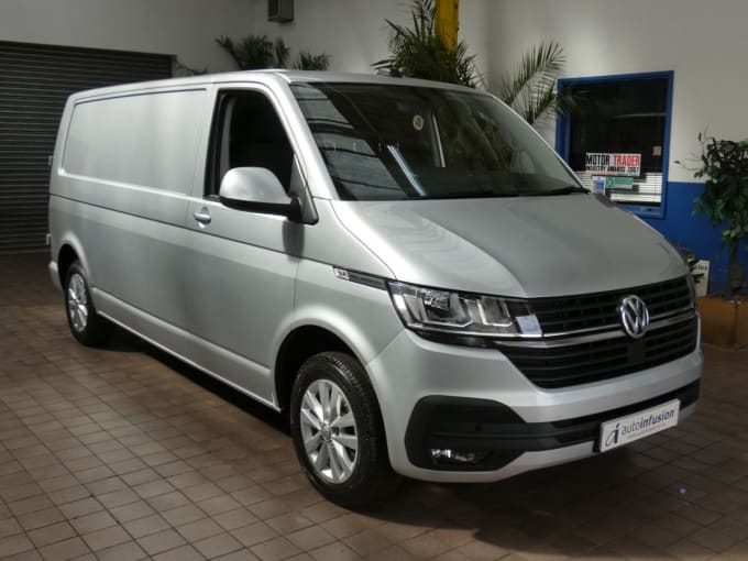 2025 Volkswagen Transporter
