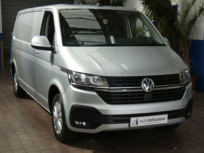 2025 Volkswagen Transporter