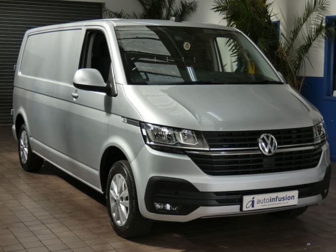 2025 Volkswagen Transporter