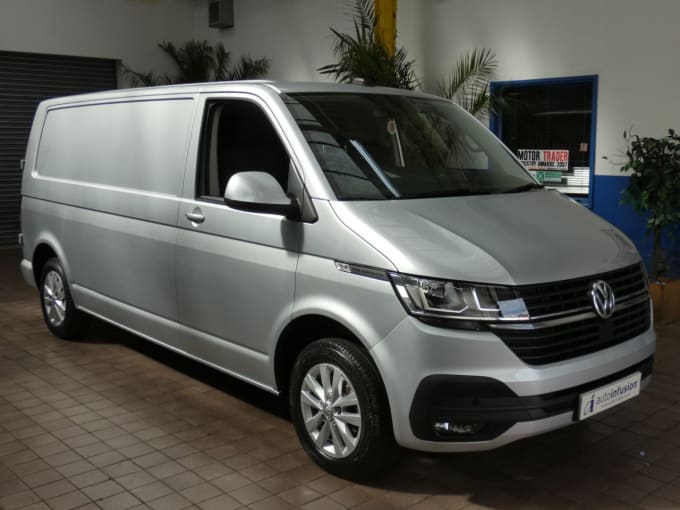 2025 Volkswagen Transporter