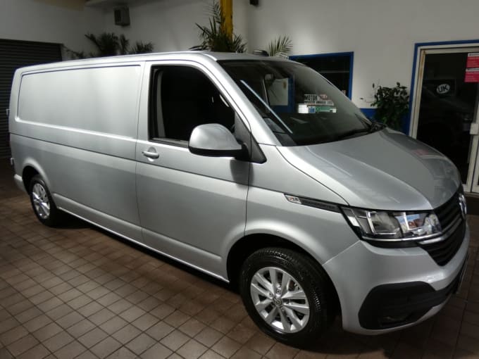 2025 Volkswagen Transporter