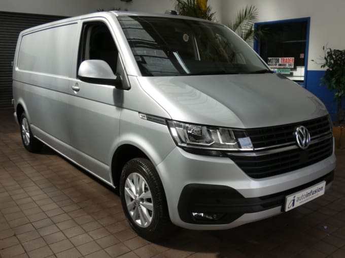 2025 Volkswagen Transporter